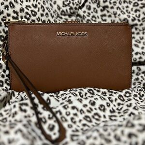 Michael Kors double zip wallet Brown